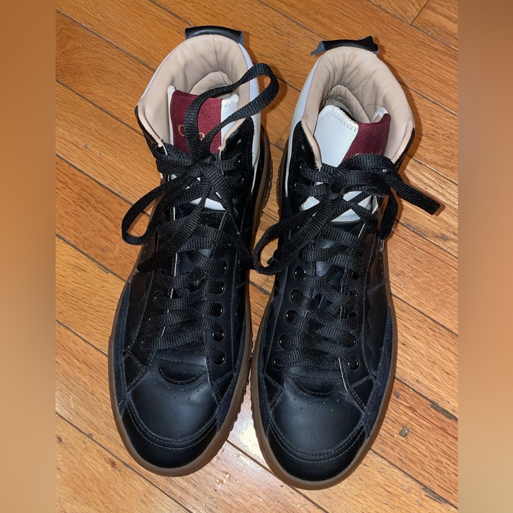 Chloe leather high top tennis shoes